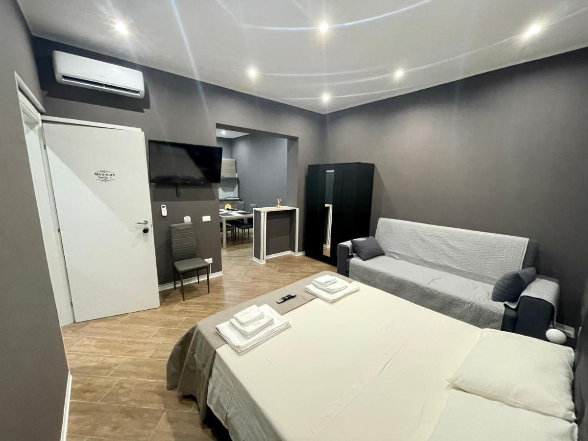B&B Miramare Suite Borgo Taranto Eksteriør billede